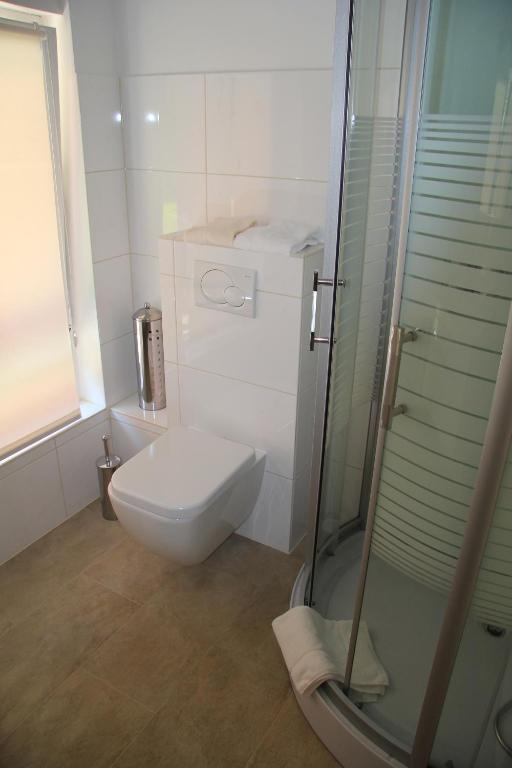 Waldhotel Albachmühle mit Albacher Stuben Wasserliesch Zimmer foto
