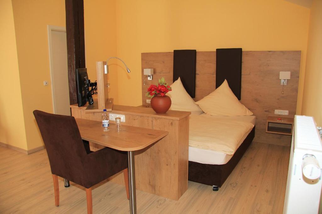 Waldhotel Albachmühle mit Albacher Stuben Wasserliesch Zimmer foto