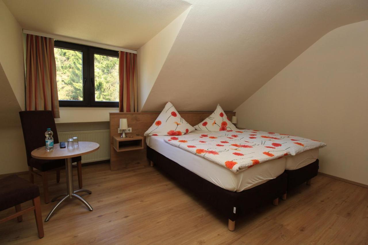 Waldhotel Albachmühle mit Albacher Stuben Wasserliesch Exterior foto